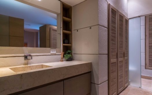 Luxury 3 Bedroom Old City House