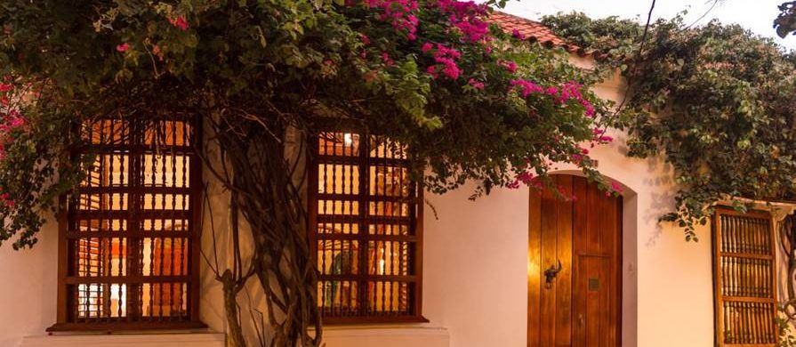 Colonial 7 BDRM Mansion in Historic Centre with Pool