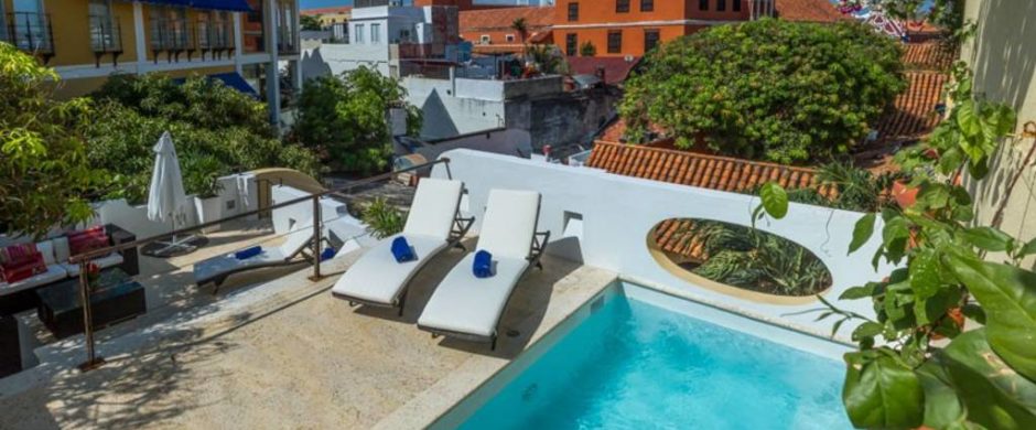 Colonial 7 BDRM Mansion in Historic Centre with Pool