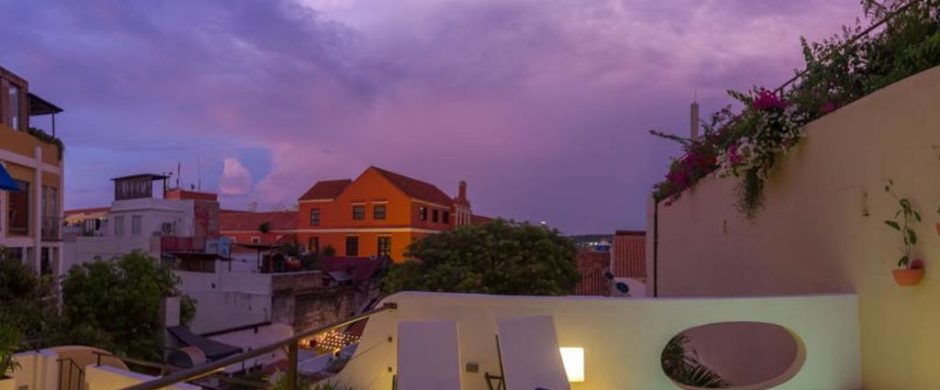 Colonial 7 BDRM Mansion in Historic Centre with Pool