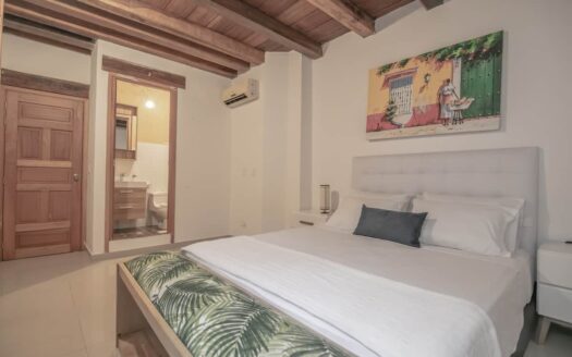 4 BR Luxury Mansion in Top Location Old City