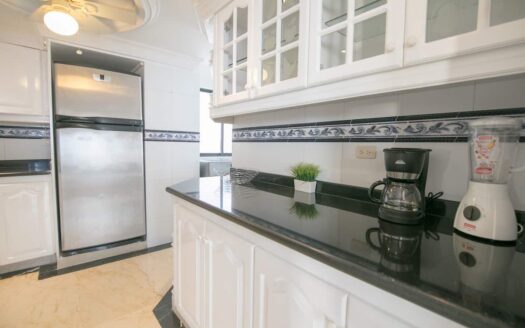 Lux 8 BR Penthouse + 2 Private Jacuzzis