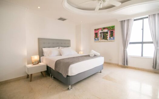 Lux 8 BR Penthouse + 2 Private Jacuzzis