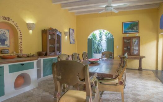 Charming Old City 5 Bedroom Chateau