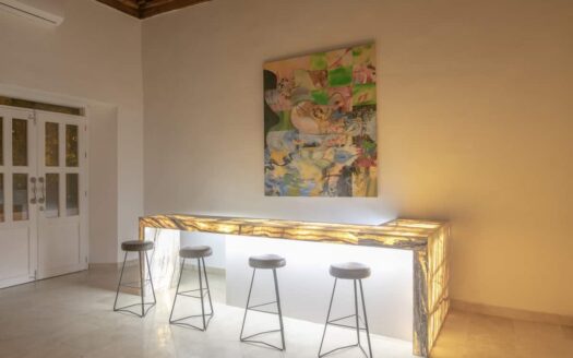 15 Bedroom Villa in the Old City