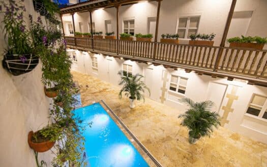 15 Bedroom Villa in the Old City