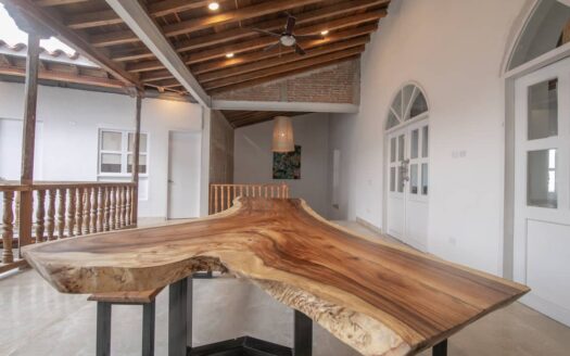 15 Bedroom Villa in the Old City