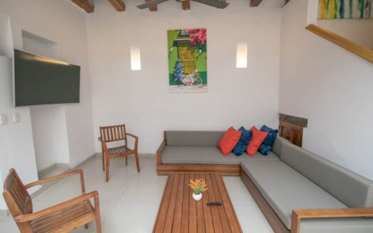 4 BR Luxury Mansion in Top Location Old City