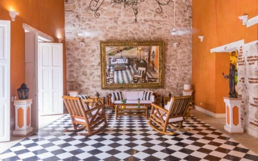 15 BR Fantastic Santo Villa | Old City Centre