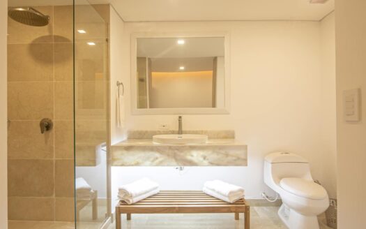 9 BR in Clock Tower Plaza with Private Pool