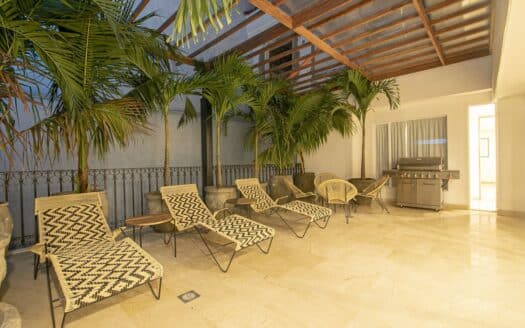 9 BR in Clock Tower Plaza with Private Pool