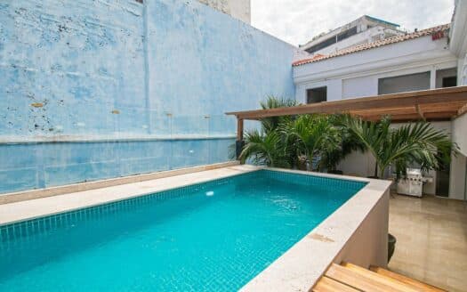 9 BR in Clock Tower Plaza with Private Pool