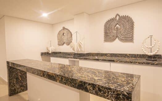 9 BR in Clock Tower Plaza with Private Pool
