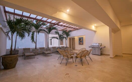 7 BR in Clock Tower Plaza with Private Pool