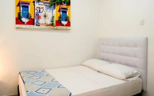 Beautiful 13 BR House in the Old City