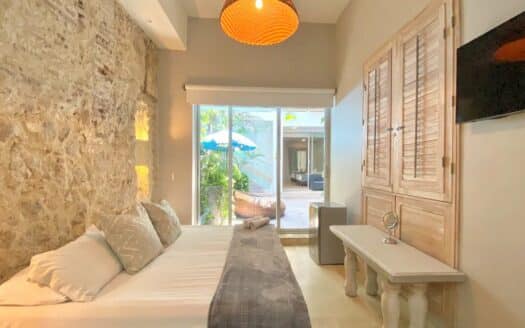 15 Bedroom New House in Old City w/ Rooftop Pool