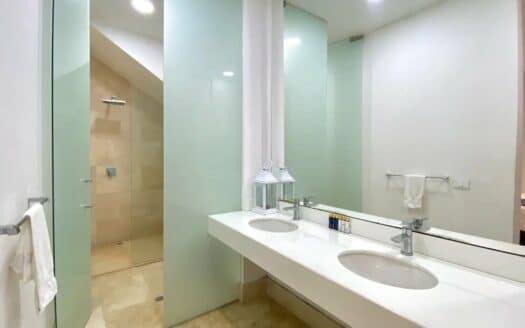 15 Bedroom New House in Old City w/ Rooftop Pool