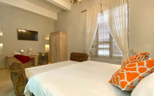 15 Bedroom New House in Old City w/ Rooftop Pool