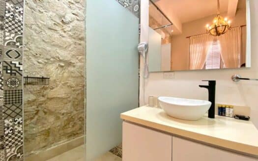 15 Bedroom New House in Old City w/ Rooftop Pool