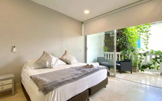 15 Bedroom New House in Old City w/ Rooftop Pool