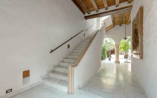 Casa Antonio – Renovated Colonial House 6Bdr