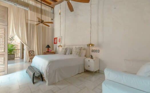 Casa Antonio – Renovated Colonial House 6Bdr