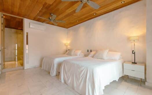 Casa Antonio – Renovated Colonial House 6Bdr