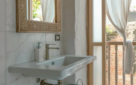 Casa Antonio – Renovated Colonial House 6Bdr