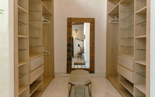Casa Antonio – Renovated Colonial House 6Bdr