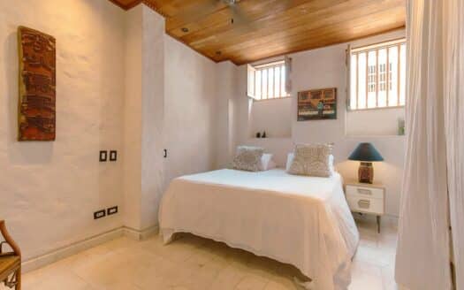 Casa Antonio – Renovated Colonial House 6Bdr