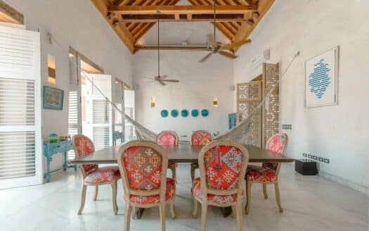 Casa Antonio – Renovated Colonial House 6Bdr