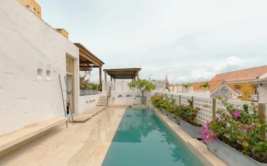 Casa Antonio – Renovated Colonial House 6Bdr