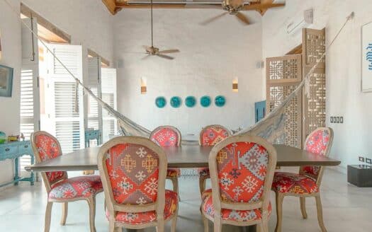 Casa Antonio – Renovated Colonial House 6Bdr