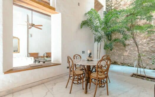 Casa Antonio – Renovated Colonial House 6Bdr