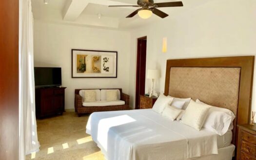 Cheerful 5 BR House W/Pool in the Wall City
