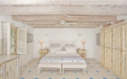LUXURY 7 BR Mansion in Old City with Rooftop Pool