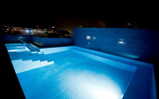 LUXURY 7 BR Mansion in Old City with Rooftop Pool