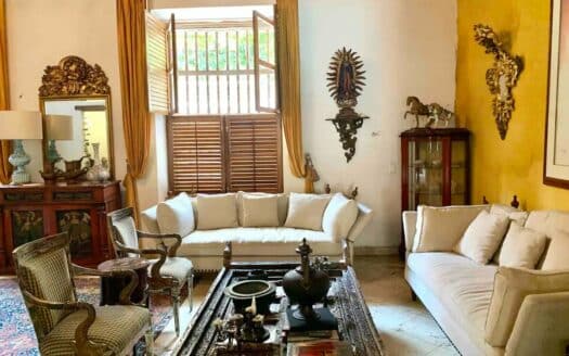 Old City 5BR COLONIAL Mansion Private Pool Jacuzzi