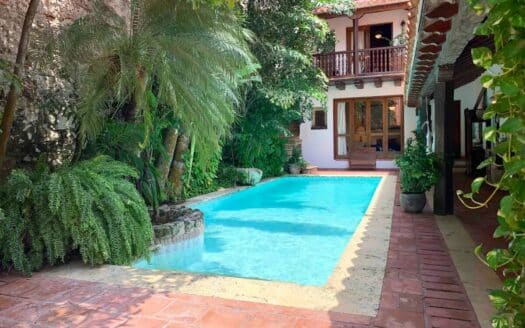 Old City 5BR COLONIAL Mansion Private Pool Jacuzzi