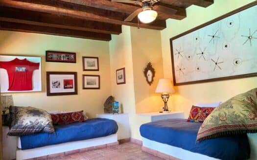 Old City 5BR COLONIAL Mansion Private Pool Jacuzzi
