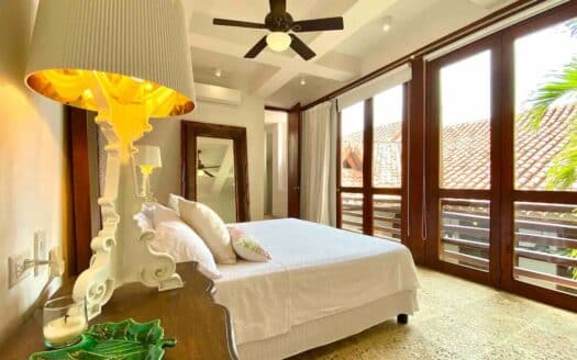 STUNNING 5 Bedroom Mansion in the old City