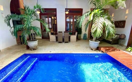 STUNNING 5 Bedroom Mansion in the old City