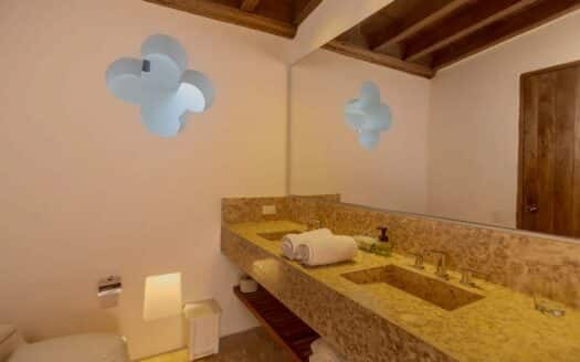 4 Bedroom Luxury House in Old City