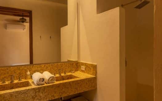 4 Bedroom Luxury House in Old City