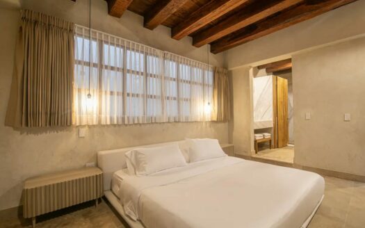 5 Bedroom Luxury Villa in Old City