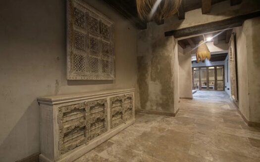 5 Bedroom Luxury Villa in Old City