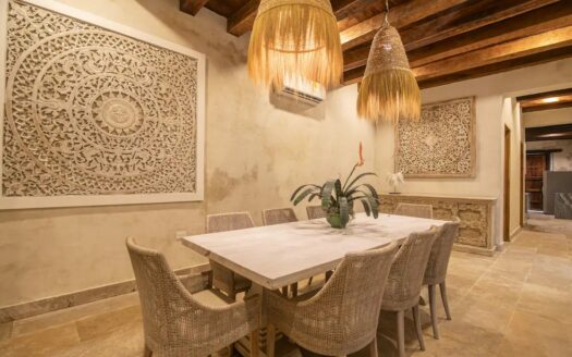 5 Bedroom Luxury Villa in Old City