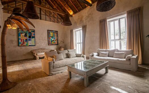 Luxury 5 Bedroom Villa Old City