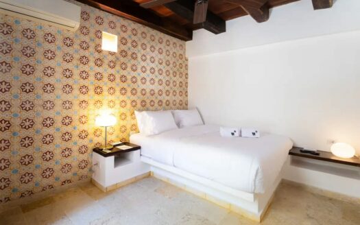 Stunning 5BR Villa with pool in Cartagena