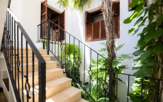 Stunning 5BR Villa with pool in Cartagena